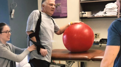 VON client doing stroke rehab exercises